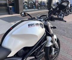 Ducati Monster 696+ - 8