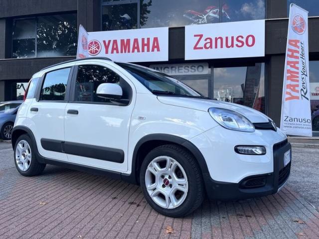 FIAT Panda 1.0 firefly hybrid POCHI KM