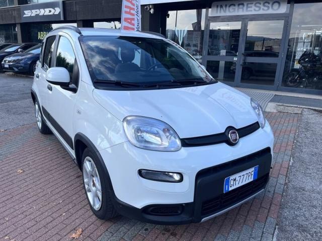 FIAT Panda 1.0 firefly hybrid POCHI KM