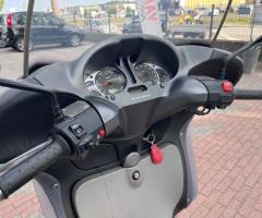 Aprilia Scarabeo 500 - 11