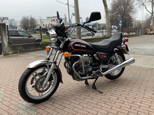 Moto Guzzi V35 Iscritta ASI