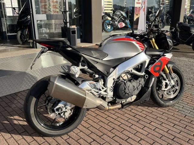 Aprilia Tuono V4 1100