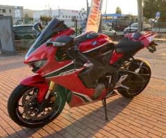 Honda CBR 1000 - 3