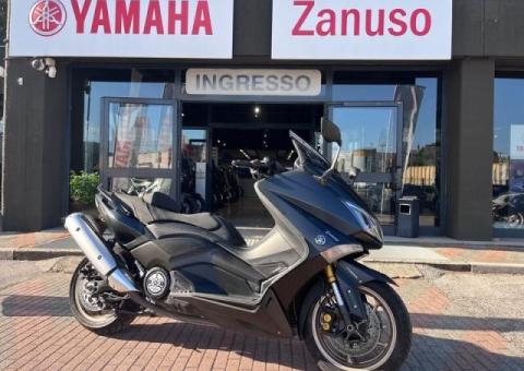 Yamaha T Max 530