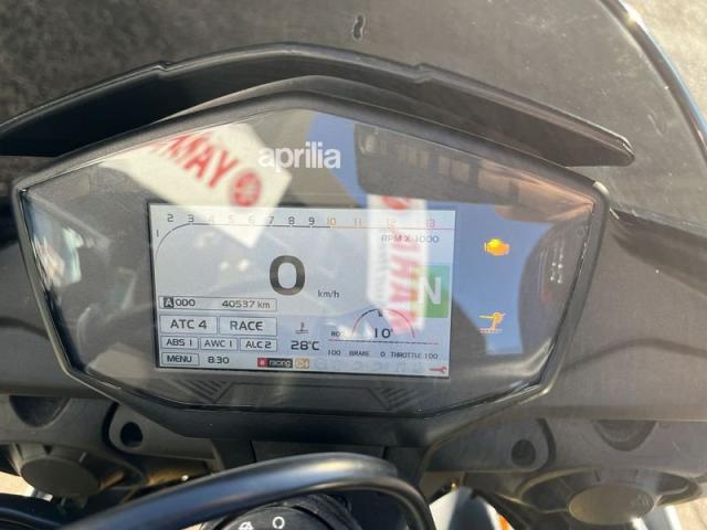 Aprilia Tuono V4 1100