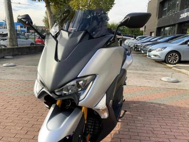 Yamaha T Max 530