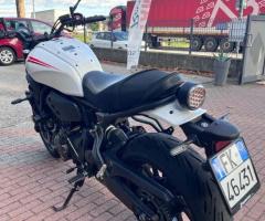 Yamaha XSR 700 - 11