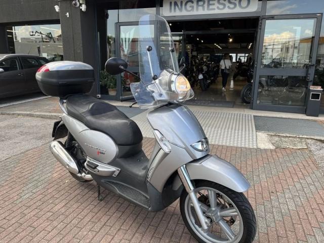 Aprilia Scarabeo 250 IE