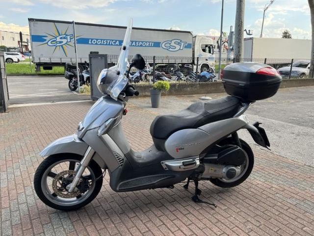 Aprilia Scarabeo 250 IE