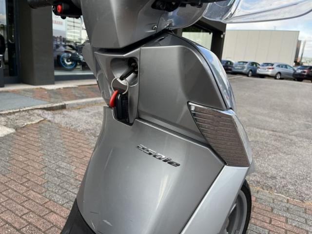 Aprilia Scarabeo 250 IE