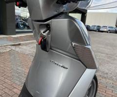 Aprilia Scarabeo 250 IE - 6