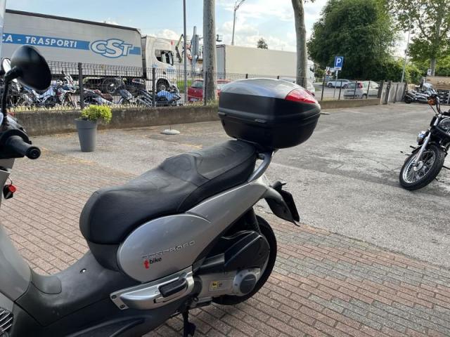 Aprilia Scarabeo 250 IE