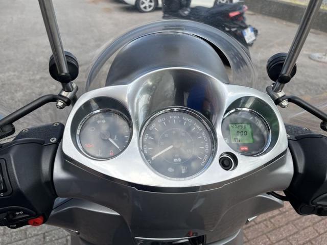 Aprilia Scarabeo 250 IE