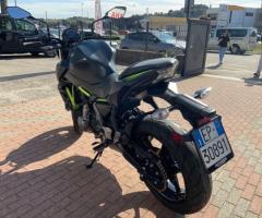 Kawasaki Z 650 - 4