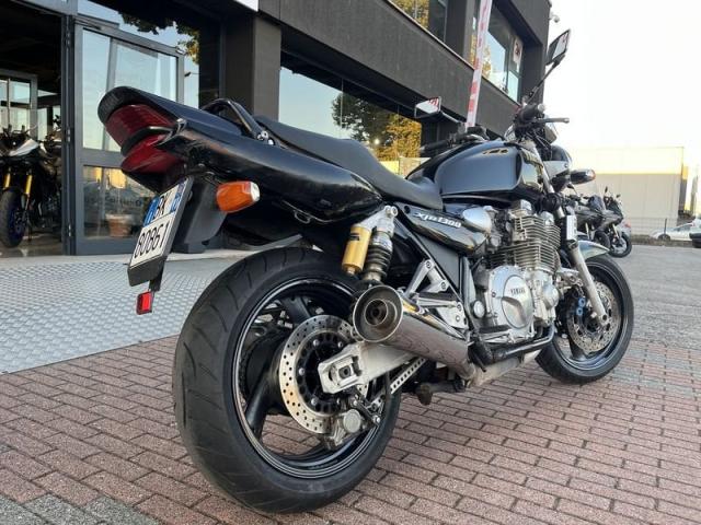 Yamaha XJR 1300