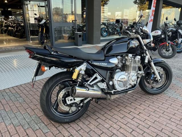 Yamaha XJR 1300