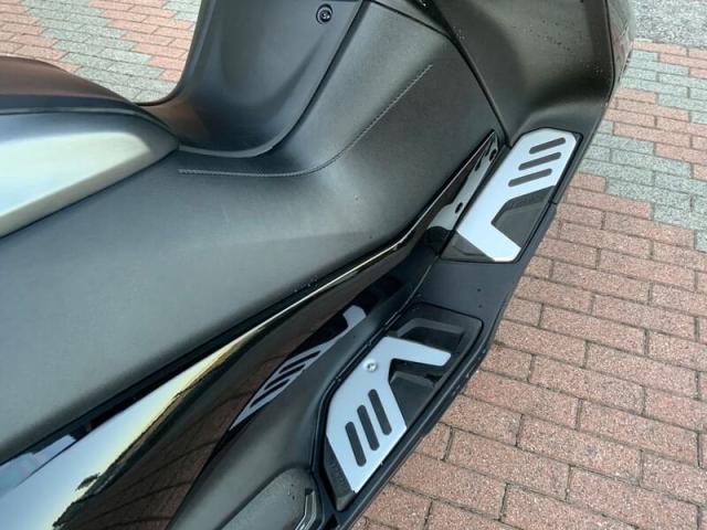 Yamaha T Max 560