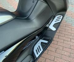 Yamaha T Max 560 - 10